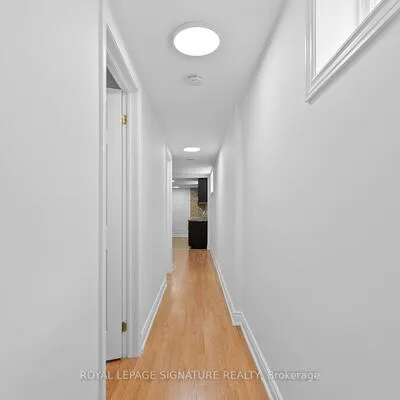 502,&nbsp;Westmount, Oakwood Village, Toronto