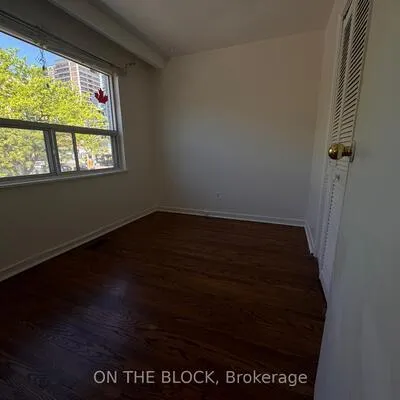 33,&nbsp;Harrington, Bayview Woods-Steeles, Toronto
