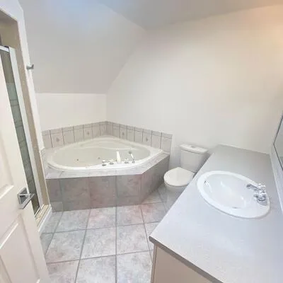 63,&nbsp;Johnston, Lansing-Westgate, Toronto