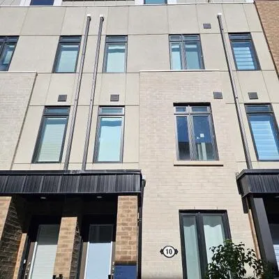 10,&nbsp;Spruce Pines, Victoria Village, Toronto