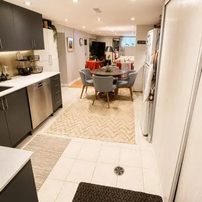41,&nbsp;Athabaska, Newtonbrook East, Toronto