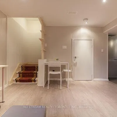 56,&nbsp;Logandale, Willowdale East, Toronto