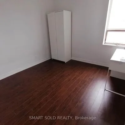 Upper 66,&nbsp;Bellevue, Kensington-Chinatown, Toronto
