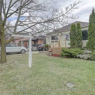 39,&nbsp;Farrell, Willowdale West, Toronto