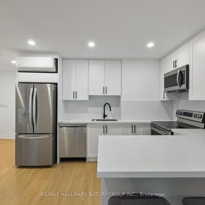 357,&nbsp;Eglinton, Yonge-Eglinton, Toronto