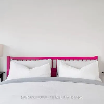 80,&nbsp;Willcocks, University, Toronto