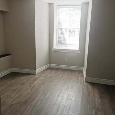 28,&nbsp;Earl, North St. James Town, Toronto