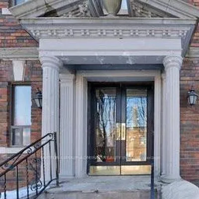 166,&nbsp;Eastbourne, Yonge-Eglinton, Toronto