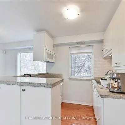 400,&nbsp;Summerhill, Rosedale-Moore Park, Toronto