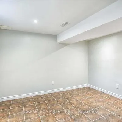 401,&nbsp;Crawford, Trinity-Bellwoods, Toronto