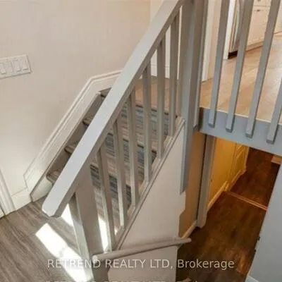 892,&nbsp;Palmerston, Annex, Toronto