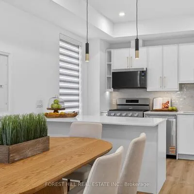 42,&nbsp;Chatfield, Banbury-Don Mills, Toronto