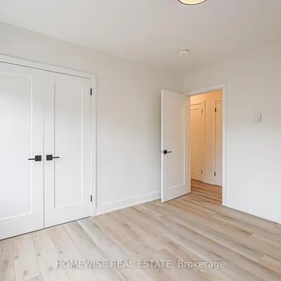 383,&nbsp;Spadina, Casa Loma, Toronto