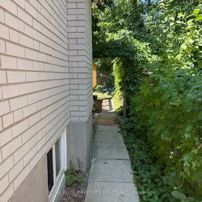 156,&nbsp;Mcnicoll, Hillcrest Village, Toronto
