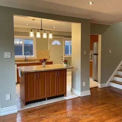 65,&nbsp;Holcolm, Willowdale West, Toronto
