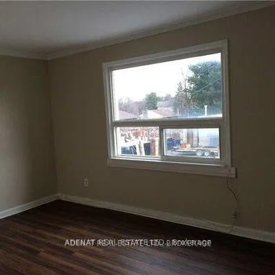 373,&nbsp;Wilson, Clanton Park, Toronto