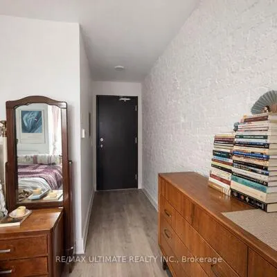 432,&nbsp;St Clarens, Dufferin Grove, Toronto