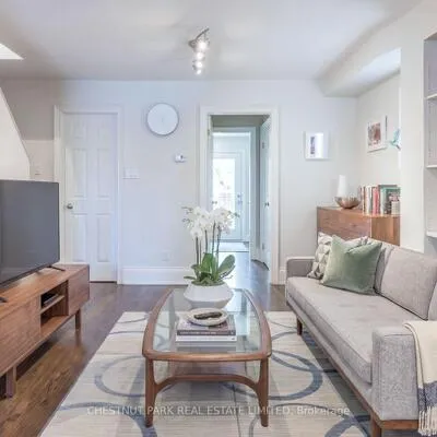 340,&nbsp;Keewatin, Mount Pleasant East, Toronto