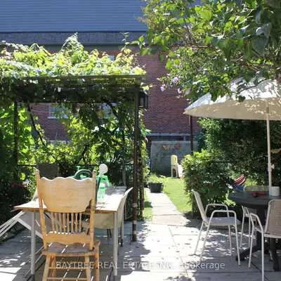 57,&nbsp;Carus, Wychwood, Toronto