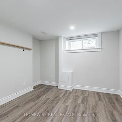 68,&nbsp;Fairleigh, Forest Hill North, Toronto