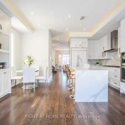 289,&nbsp;Connaught, Newtonbrook West, Toronto