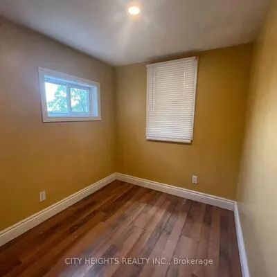 1113,&nbsp;Davenport, Wychwood, Toronto