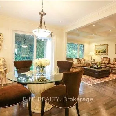 9,&nbsp;Gatehead, Bayview Village, Toronto