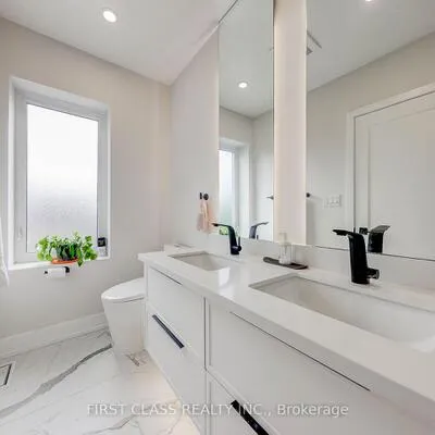 431,&nbsp;Roxton, Palmerston-Little Italy, Toronto