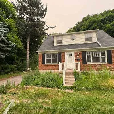 27,&nbsp;Grantbrook, Newtonbrook West, Toronto