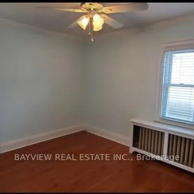 6,&nbsp;Deloraine, Lawrence Park North, Toronto