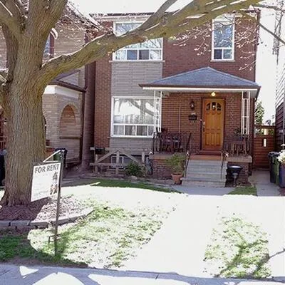 244,&nbsp;Rushton, Wychwood, Toronto