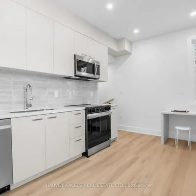 45,&nbsp;Bellevue, Kensington-Chinatown, Toronto