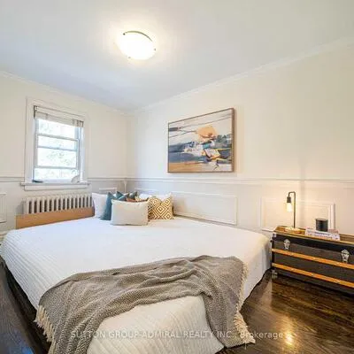 350,&nbsp;Roselawn, Yonge-Eglinton, Toronto
