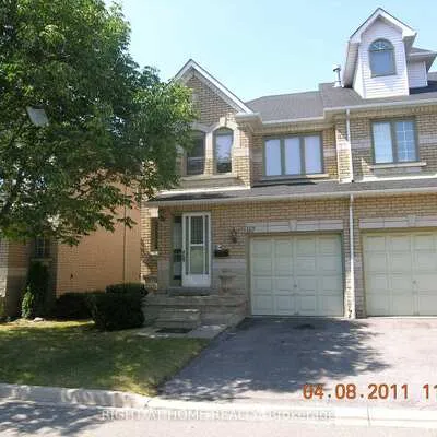 875,&nbsp;Bathurst, Annex, Toronto