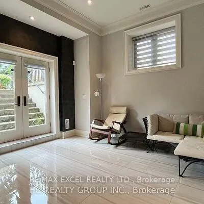 106,&nbsp;Kingsdale, Willowdale East, Toronto