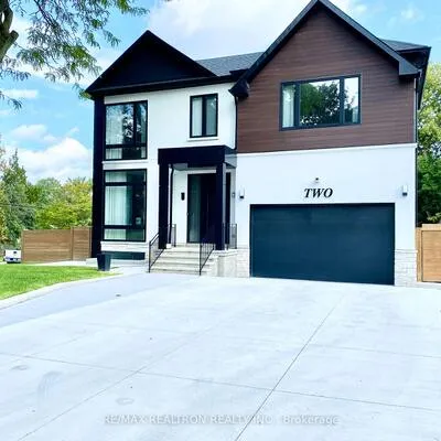 2,&nbsp;North Hills, Banbury-Don Mills, Toronto