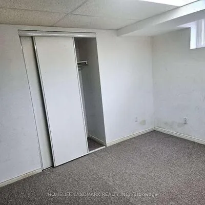 39,&nbsp;Bathford, Bayview Village, Toronto