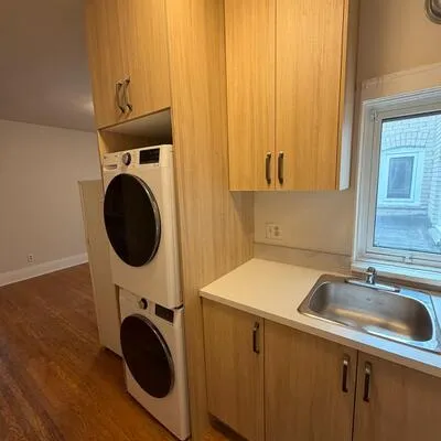559A,&nbsp;Mt Pleasant, Mount Pleasant East, Toronto
