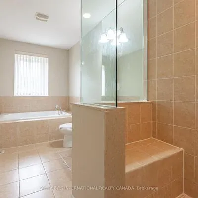 60,&nbsp;Routliffe, Newtonbrook West, Toronto