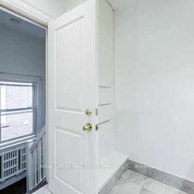 11,&nbsp;HIGHBOURNE, Forest Hill South, Toronto