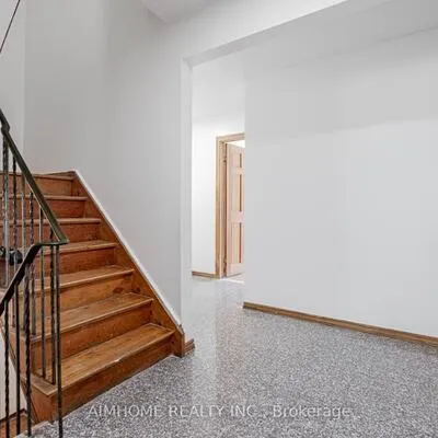 144,&nbsp;Wolseley, Trinity-Bellwoods, Toronto
