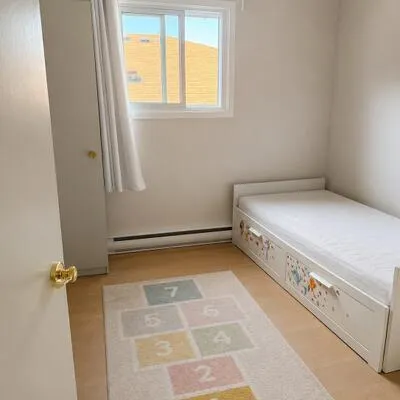 57,&nbsp;Lynch, Don Valley Village, Toronto