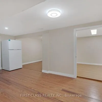 4061,&nbsp;Dufferin, Bathurst Manor, Toronto
