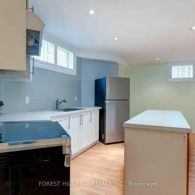 198,&nbsp;Homewood, Newtonbrook West, Toronto
