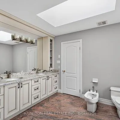 173,&nbsp;Holmes, Willowdale East, Toronto