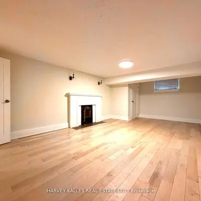 807,&nbsp;Duplex, Lawrence Park South, Toronto
