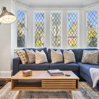 31,&nbsp;Whitehall, Rosedale-Moore Park, Toronto
