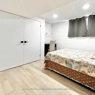 2,&nbsp;Pannahill, Bathurst Manor, Toronto