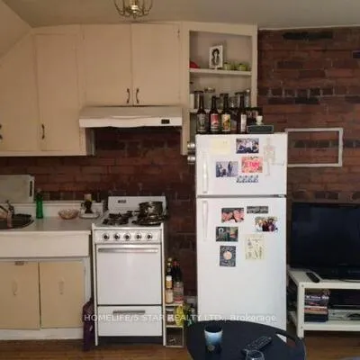 53,&nbsp;Claremont, Trinity-Bellwoods, Toronto