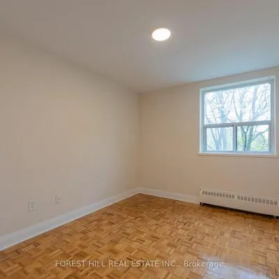 32,&nbsp;Clayland, Parkwoods-Donalda, Toronto